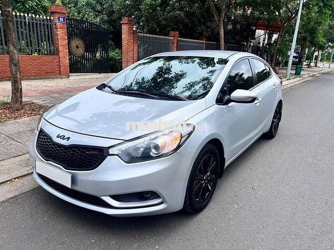 Kia K3 2016 Số sàn gia đình sử dụng, rất lợi xăng