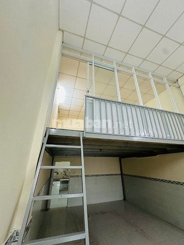Cho thuê nhà hẻm 8m Trần Xuân Soạn phường Tân Hưng ngay khu Him Lam