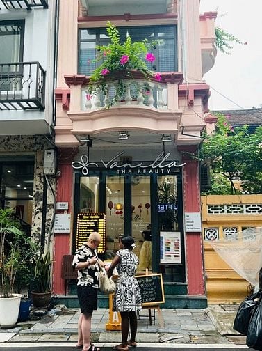 Chính chủ cho thuê nhà mặt đường số 12 Ngõ Trạm phường Hàng Bông, HK