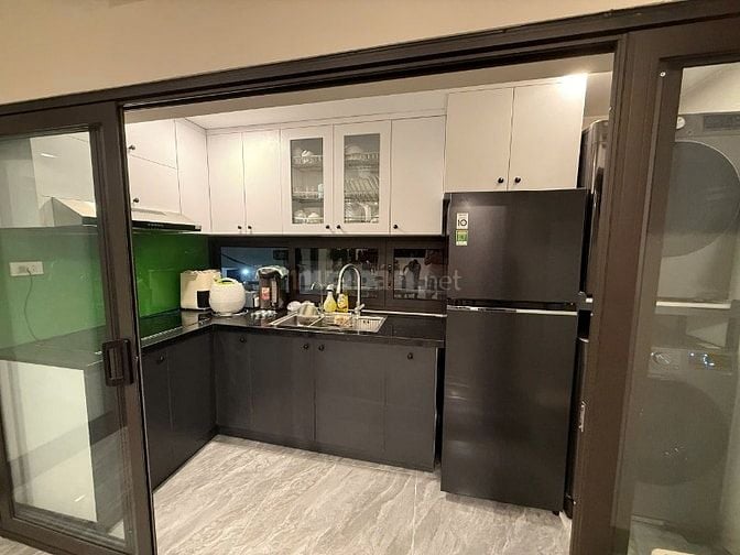 Tôi bán CHTT Dầu Khí Láng Hạ 70m2 giá 4.7 tỷ ( bao phí sang tên)