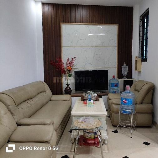 Cần tiền đầu tư, bán gấp nhà đẹp 5 tầng Dương Nội