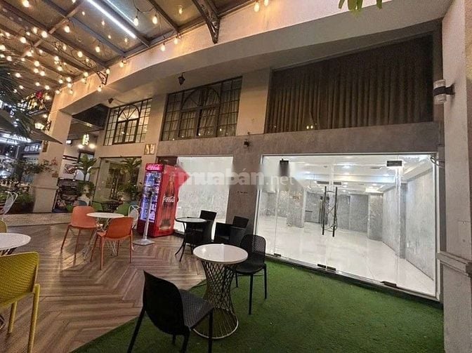 Cho thuê nhanh mặt bằng tầng trệt đường lớn Cao Triều Phát , PMH.