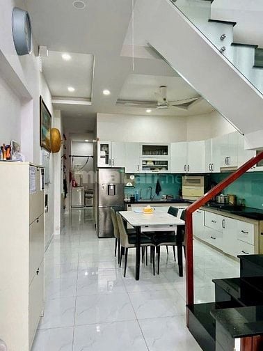 Cần bán gấp căn nhà ở Bình Tân để trả nợ