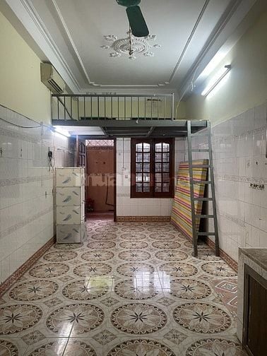 Bán nhà chính chủ Pháo Đài Láng 69m2* 3T* Giá 17,2 tỷ ngõ đẹp gần phố