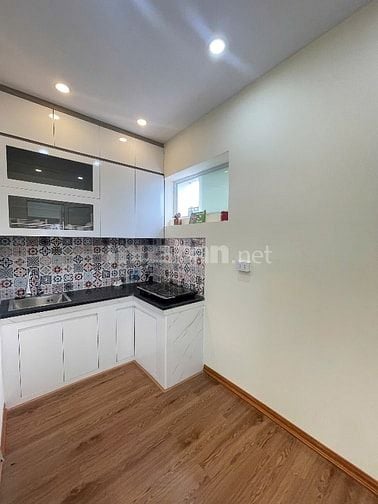 Bán căn hộ tập thể p512 Tập thể công ty Dụng Cụ và Đo Lường 