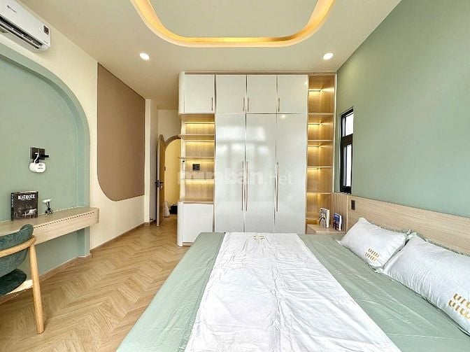 💥Gần HXH Thích Quãng Đức, P5, Phú Nhuận, DT: 3,9m * 11m, nở hậu 5,3m