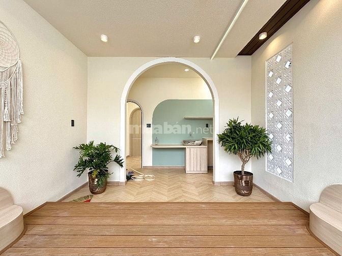 💥Gần HXH Thích Quãng Đức, P5, Phú Nhuận, DT: 3,9m * 11m, nở hậu 5,3m