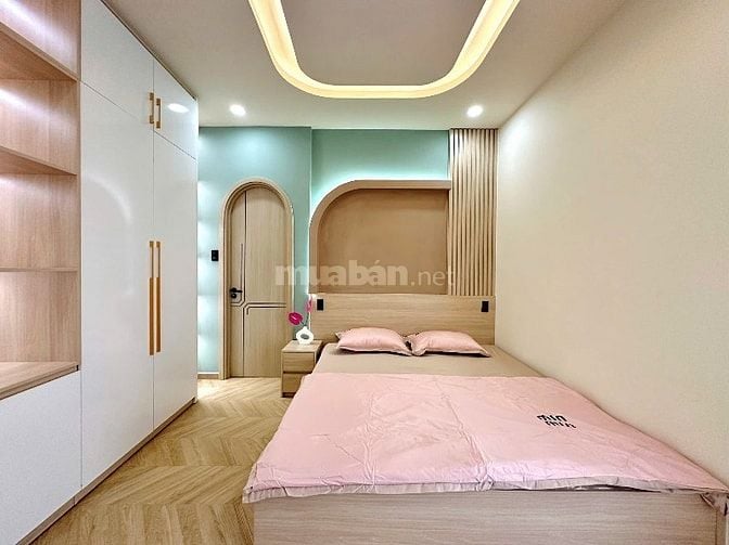 💥Gần HXH Thích Quãng Đức, P5, Phú Nhuận, DT: 3,9m * 11m, nở hậu 5,3m