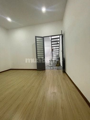 21/10 Tân Thành 60m2 3 tầng chỉ 4 tỷ nhỉnh. Sát mặt tiền. Chủ bán
