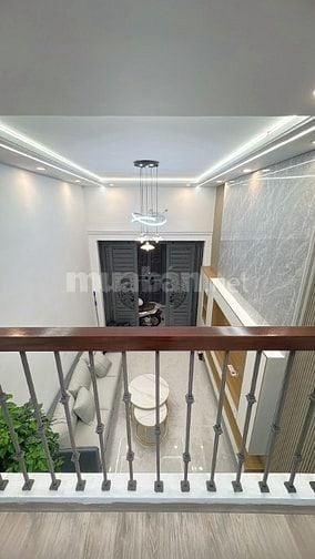 CHỈ NHỈNH 6.1 TỶ CÓ NHÀ TÔN ĐỨC THẮNG, 35M2, NHÀ 2 MẶT NGÕ THOÁNG VĨNH