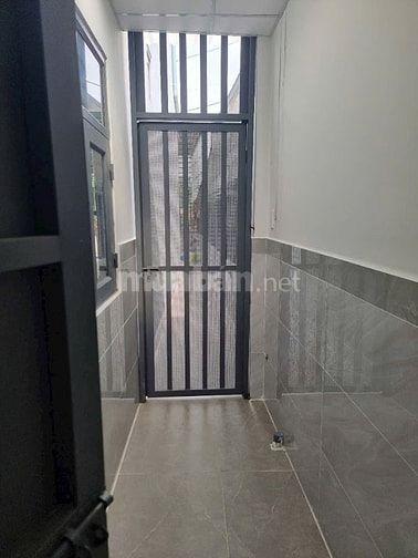 NHÀ MỚI XÂY 1 XẸT NHỰA RỪNG DẦU  1 TRỆT 1 LẦU ĐÚC THẬT GIÁ 2,4 TỶ