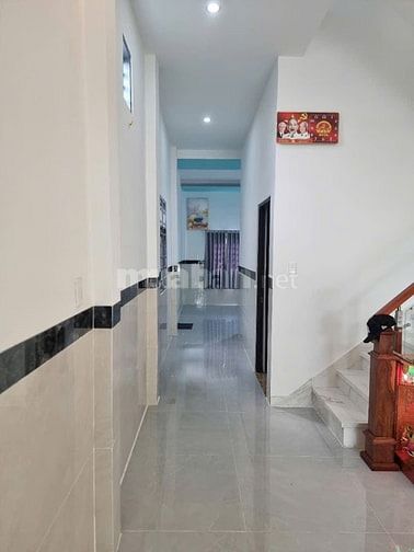 NHÀ MỚI XÂY 1 XẸT NHỰA RỪNG DẦU  1 TRỆT 1 LẦU ĐÚC THẬT GIÁ 2,4 TỶ