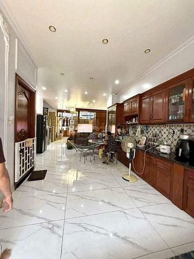 Nhà Đẹp Ông Ích Khiêm , 7m X 26m , CN 181m2 , 4 tầng , 24,9 tỷ TL 