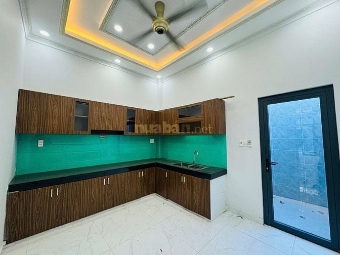 CẦN BÁN GẤP 1 CĂN NHÀ NGAY MẶT TIỀN NGUYỄN CỬU PHÚ, BÌNH CHÁNH GIÁ 1TY