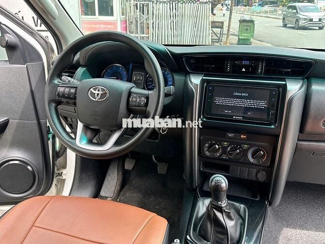 Toyota Fortuner 2022 Máy Dầu Số Sàn 1 Chủ Còn Bớt