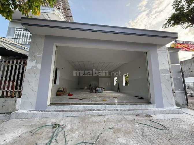 Cho thuê mặt bằng kinh doanh mới 100% mặt tiền đường Nguyễn Trãi