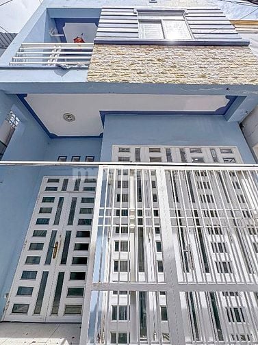 CẦN BÁN GẤP CĂN 1 TRỆT 1 LẦU  CHÍNH CHỦ BÌNH CHÁNH, 650tr.