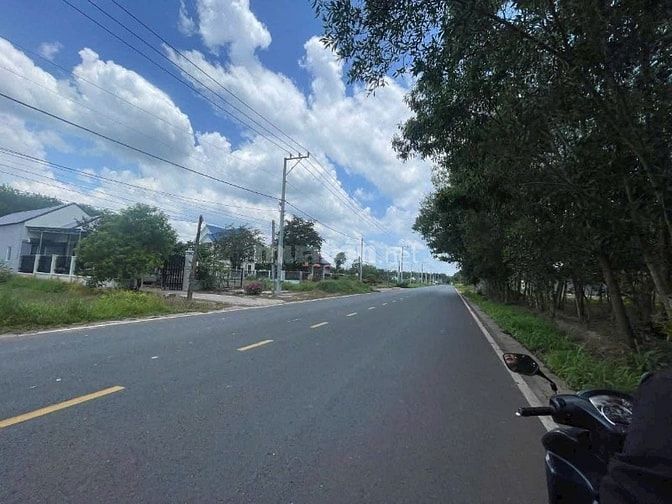 Chính chủ bán lô đất ngộp gần nhà chốt ngay chỉ từ 450tr