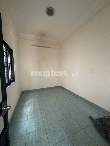 Cho thuê nhà HXH Võ Oanh nhà đang sơn sửa mới