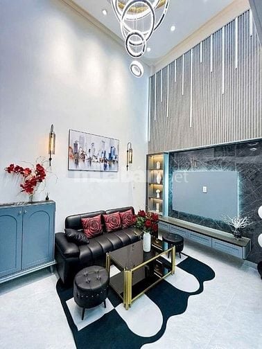 Nhà nở hậu đường Thiên Phước, Tân Bình. Sát Quận 10 - Giá 3,030 tỷ