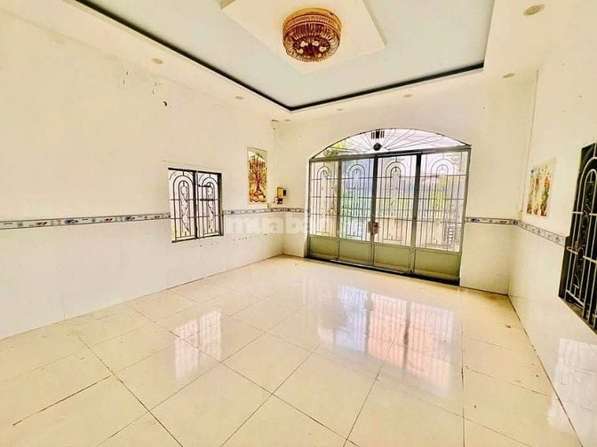 Cần bán gấp căn nhà ở gần KCN Phước Đông , Gò Dầu 337m2 SHR giá 780tr