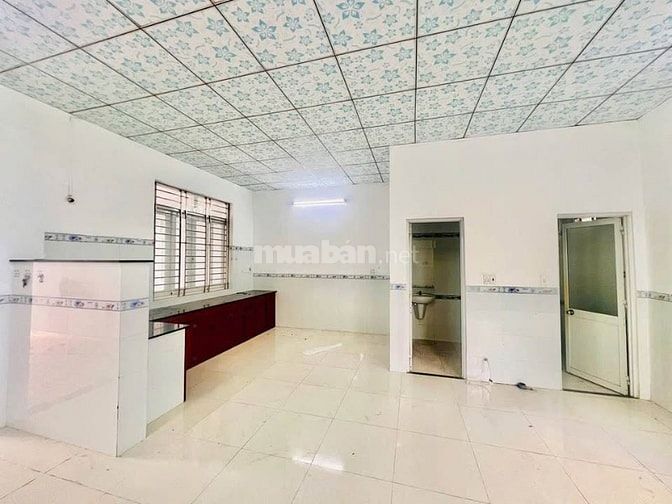 Cần bán gấp căn nhà ở gần KCN Phước Đông , Gò Dầu 337m2 SHR giá 780tr