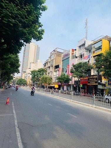 Chính Chủ Cho Thuê Nhà 117 Nguyễn Cư Trinh, Quận 1 - 5 Tầng mới đẹp.
