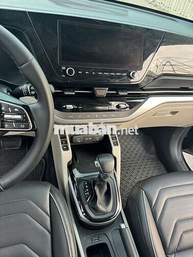 Kia Carens 2022 1.5D Premium - 60000 km