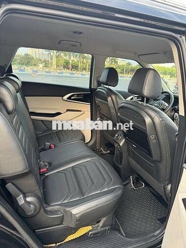 Kia Carens 2022 1.5D Premium - 60000 km