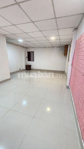  Cho thuê nhà hẻm 4m(XH) Đường số 26/3, P.B.H.Hòa, Q.Bình Tân giá 8tr