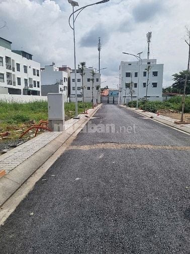 Chính chủ bán đất hẻm nhựa 7m đường Nguyễn Bình