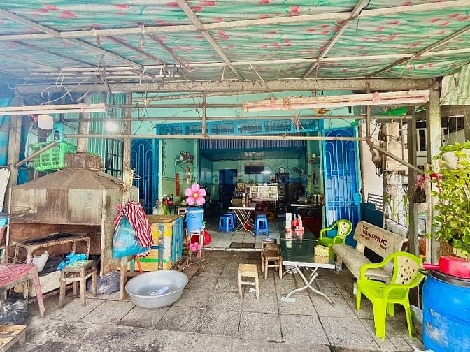 Bán nhà mặt tiền - Kinh doanh quán ăn lâu năm tại Thành Thái, Hòa Thàn
