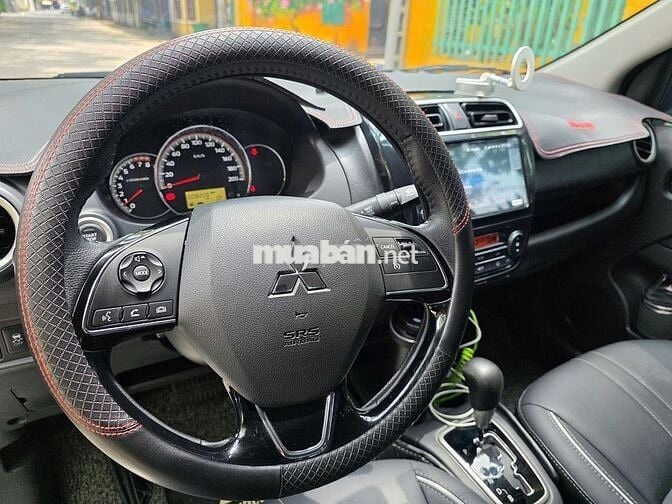 Mitsubishi Attrage 2021 Premium 1.2 CVT - 8000 km