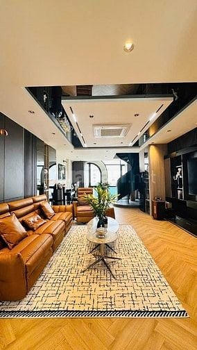 Bán nhà phân lô TĐC Ngọc Thụy, 8T thang máy, gara ô tô, nhà mới ở ngay