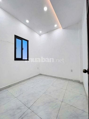 Chính chủ thanh lí lỗ căn nhà giá 1,25 tỷ , gần Bưu Cục Bình Chánh . 