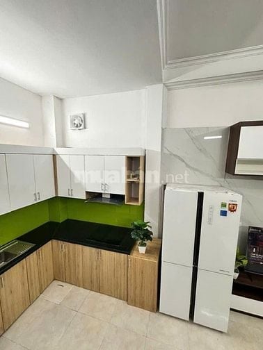BÁN NHÀ TRUNG TÂM CẦU GIẤY – NGÕ CÁCH PHỐ CHỈ 5M