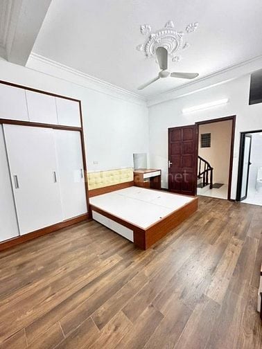 BÁN NHÀ TRUNG TÂM CẦU GIẤY – NGÕ CÁCH PHỐ CHỈ 5M