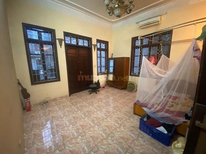Bán nhà chính chủ Nguyễn Văn Cừ - Long Biên 124,5m2 Giá 20,5 tỷ 