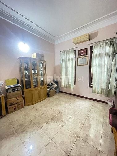 Bán nhà Lạc Long Quân, 64m2, ô tô tránh dừng đỗ, nhà dân xây, nguyên 