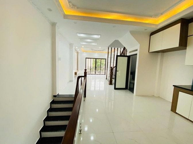 Bán nhà 5 tầng mới tinh , kinh doanh đỉnh Tương Chúc - Thanh trì