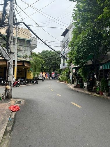 Bán nhà góc 2 mặt tiền Lê Văn Huân P13, Tân Bình, 5m x 17m giá 17,5 tỷ
