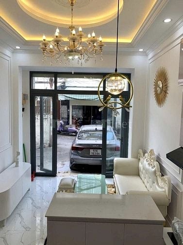 SIÊU PHẨM NHÀ ĐẸP-LÊ HỒNG PHONG Q10-HƠN 5 tỷ-Xe dỗ trước cửa