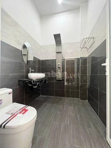 Làm ăn thua lỗ bán gấp nhà đường Tên Lửa. Gần AEON Mall giá 1,5 tỷ.Shr