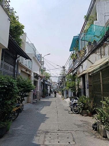 Bán nhà 2 mặt  đường số4 - Bình Hưng Hòa - Quận Bình Tân