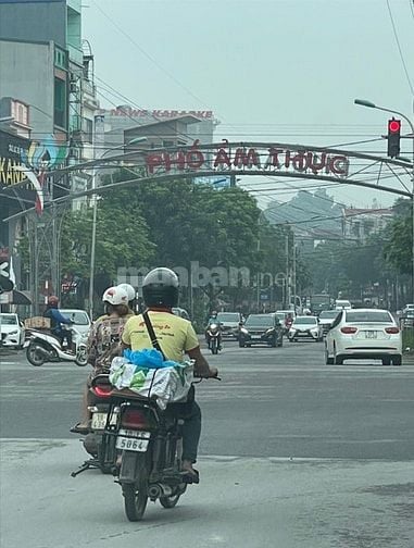 Bán đất ngã 4 Nguyễn Du- Nguyễn Tất Thành