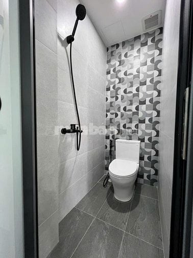Phòng trọ ở ghép (Dạng KTX), Nơ Trang Long, BT, Giá 2-2,2tr/1bạn/th