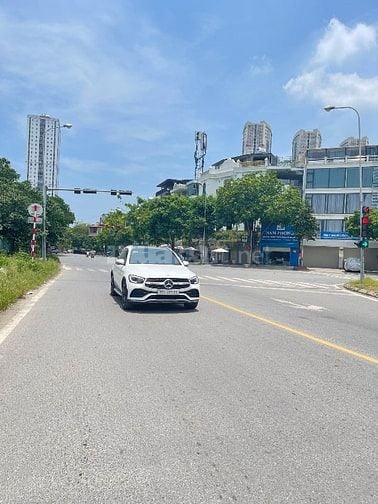 BÁN NHÀ BÀ TRIỆU HÀ ĐÔNG 40M2 Ô TÔ ĐỖ CỬA