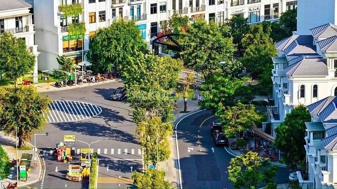 Bán căn 2pn giá 4.5 tỷ gần Vincom 