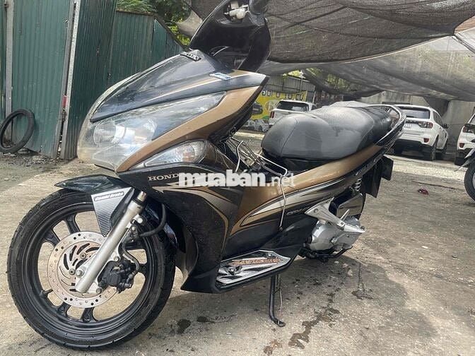 xe ngon máy chất