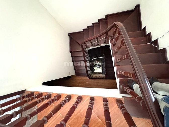 ĐẦU TƯ SINH LỜI, CHỊ GÁI NHỜ BÁN NHÀ NGUYỄN VĂN CỪ, DÒNG TIỀN ỔN ĐỊNH